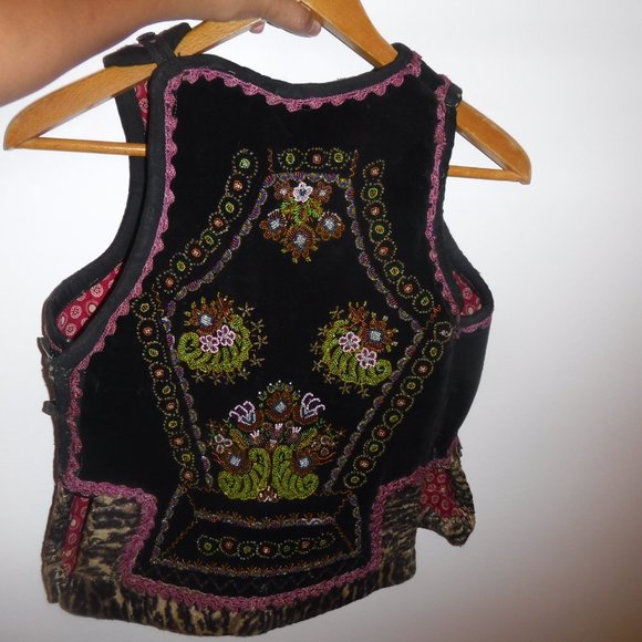 Antique Vintage Beaded Hungarian Vest, textile, garment, cultural art - Picture 8 of 16